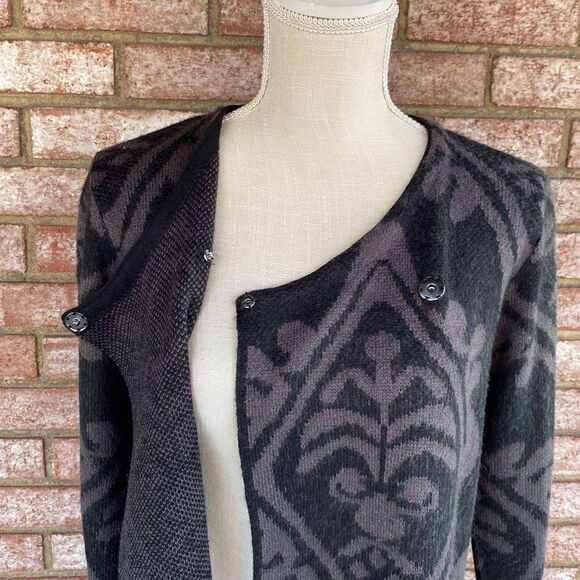 United States Sweaters Black/Gray Print Long Cardigan Wrap - Size M - Picture 7 of 12